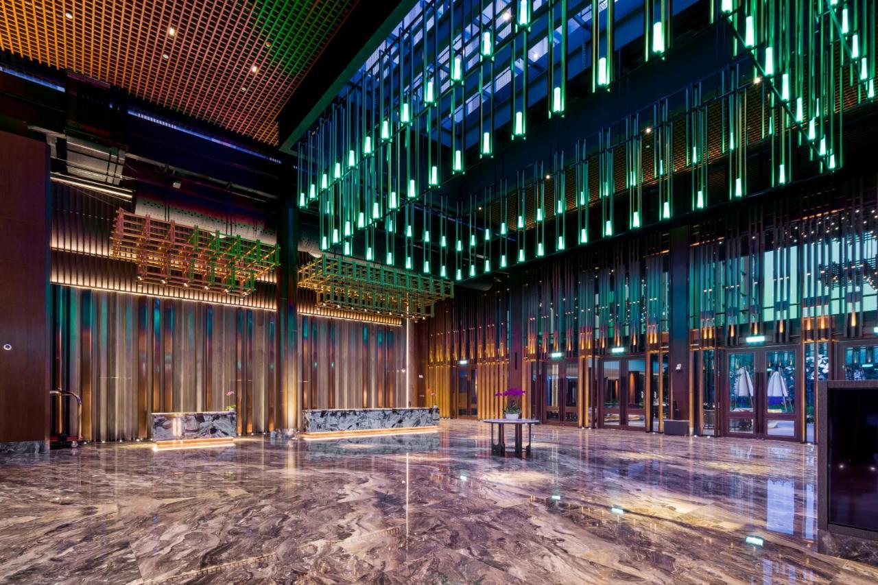 M Resort & Hotel Kuala Lumpur Buitenkant foto The interior of the National Museum of the Philippines