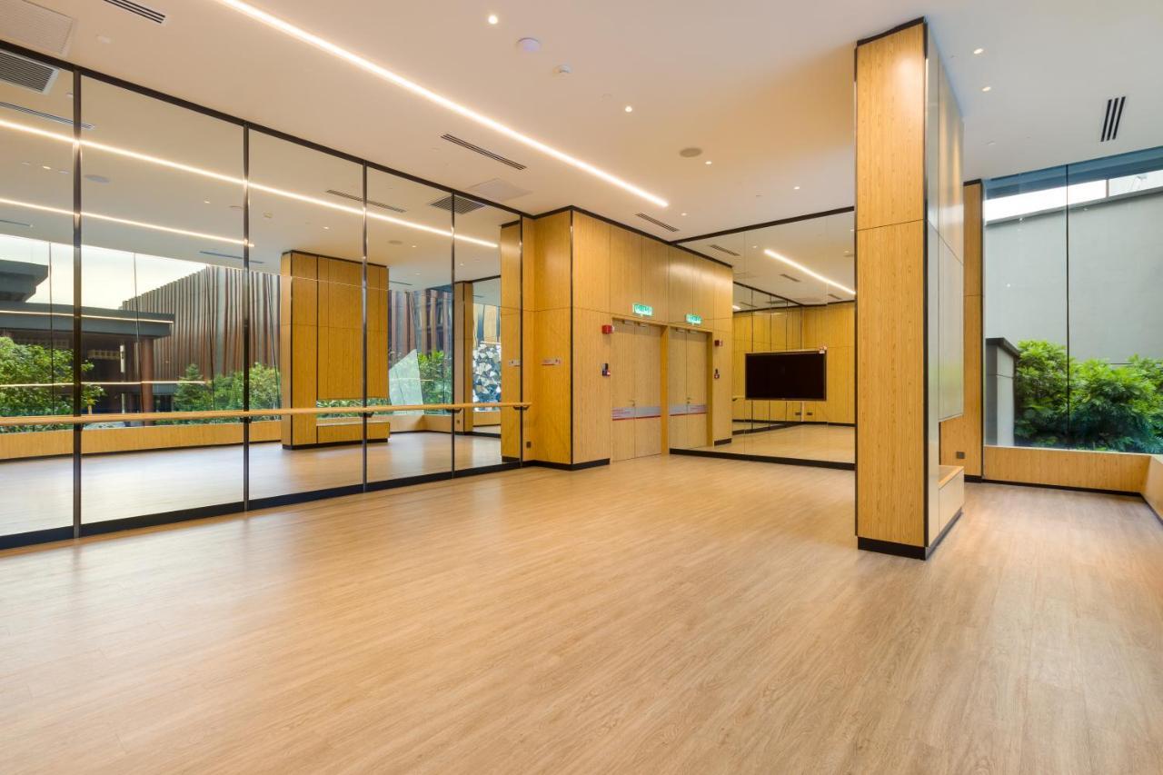 M Resort & Hotel Kuala Lumpur Buitenkant foto Dance Studio