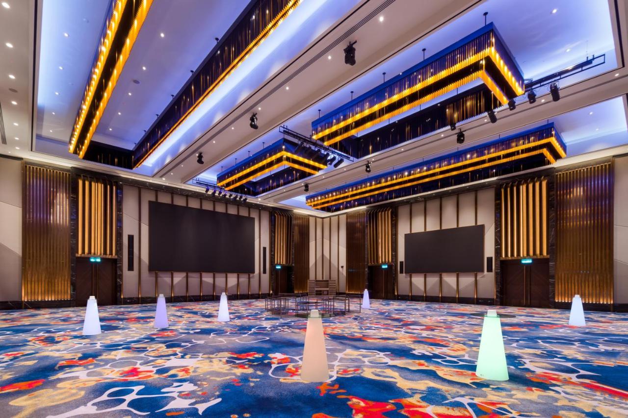 M Resort & Hotel Kuala Lumpur Buitenkant foto The Grand Ballroom